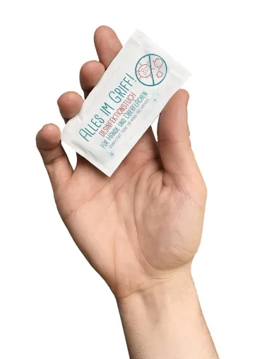 Hygienisch, praktisch und immer schnell zur Hand: Einzeln verpackte Desinfektionstücher Bild: Hygienisch, praktisch und immer schnell zur Hand: Einzeln verpackte Desinfektionstücher