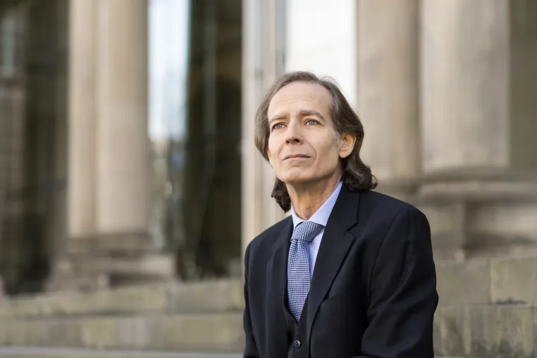 Bild: Dresden:  Virtuoses Klavierkonzert mit Menachem Har-Zahav