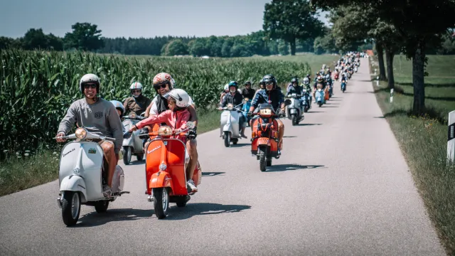Bild: Vespa & Lambretta Joyride 2022 by SIP Scootershop