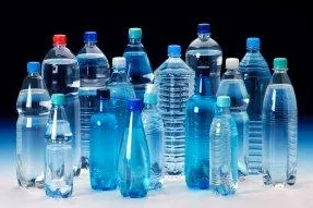 Mineralwasser oder Leitungswasser Bild: Mineralwasser oder Leitungswasser