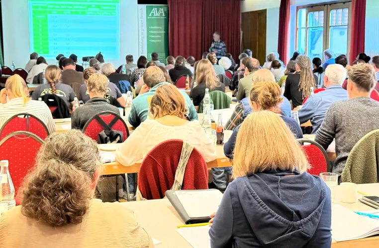 Bild: 2. Rindertagung der Agrar- und Veterinär-Akademie: Für die Nutztierärzte in Gänze ein fachlicher „Gewinn“