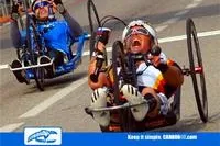 Bild: Für den Carboo4U Handbiker Stefan Bäumann geht eine erfolgreiche Saison 2009 zu Ende