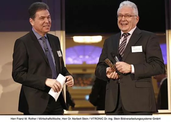 Bild: VITRONIC erhält „Axia-Award 2013“ für nachhaltige Unternehmensführung