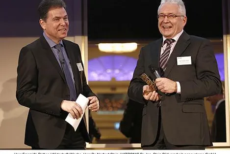 VITRONIC erhält „Axia-Award 2013“ für nachhaltige Unternehmensführung Bild: VITRONIC erhält „Axia-Award 2013“ für nachhaltige Unternehmensführung