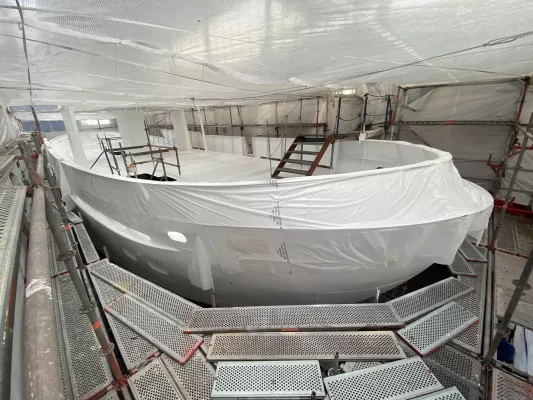 Bild: Das schwimmende Labor - International Maritime Research launcht erstes Forschungsschiff für Yachtkomponenten