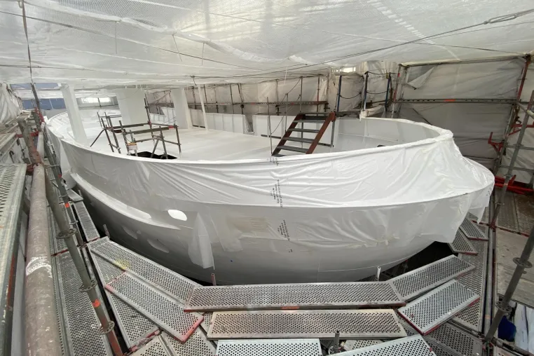 Bild: Das schwimmende Labor - International Maritime Research launcht erstes Forschungsschiff für Yachtkomponenten