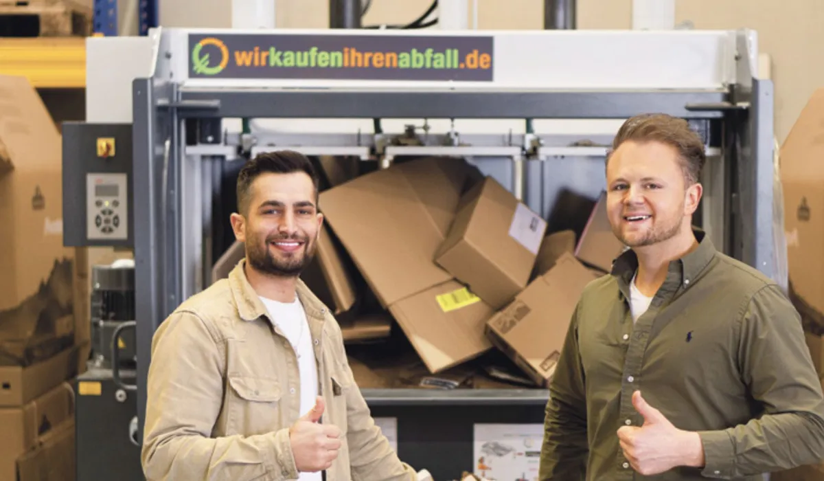 Geschäftsführer Marc Bun und Betriebsleiter Michael Akay von wirkaufenihrenabfall.de