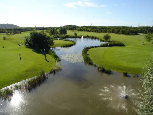 Bild: Zweifach schön: Golfen im Schwarzwald und auf Monrepos