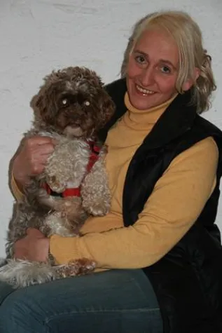 Neue Geschäftsführerin für das Tierheim PFOTENHILFE Lochen Bild: Neue Geschäftsführerin für das Tierheim PFOTENHILFE Lochen