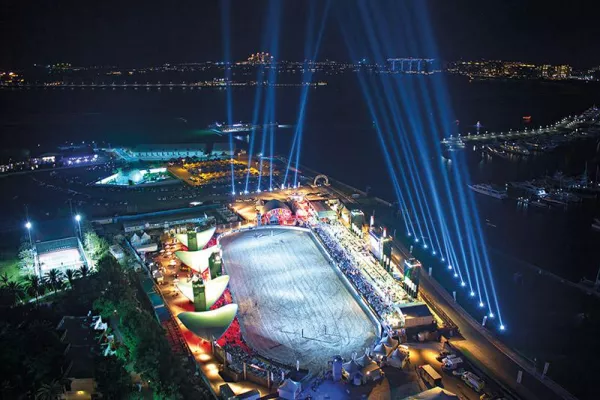 Bild: A&O Technology lieferte Special Effects für Lichtshow zum Beach Polo Cup Dubai