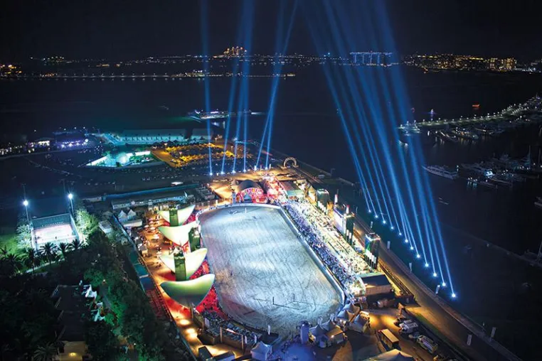 Bild: A&O Technology lieferte Special Effects für Lichtshow zum Beach Polo Cup Dubai