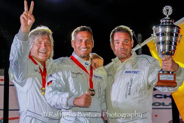 Bild: Searex Germany ist Weltmeister 2016 in der Class V1