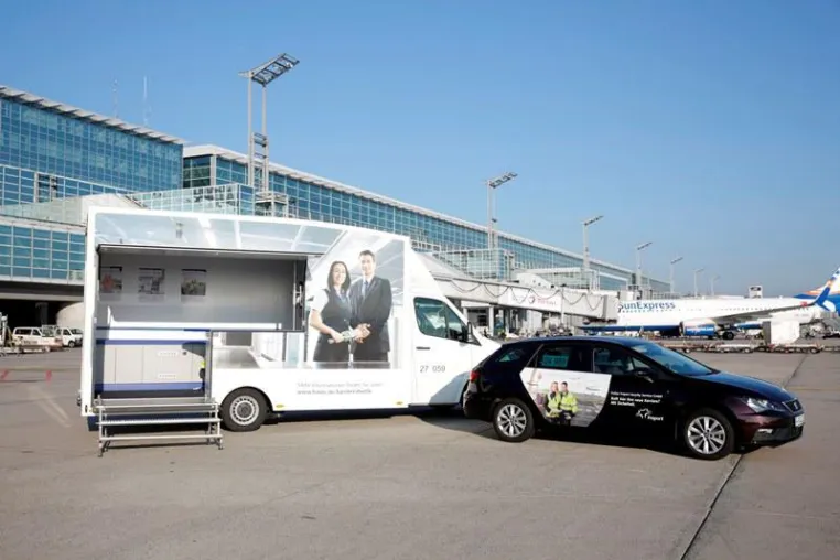 Bild: FraSec startet deutschlandweite Karriereshuttle-Tour in Frankfurt am Main