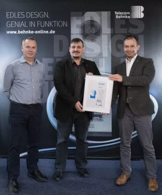 Telecom Behnke GmbH erhält CrefoZert zum ersten Mal Bild: Telecom Behnke GmbH erhält CrefoZert zum ersten Mal