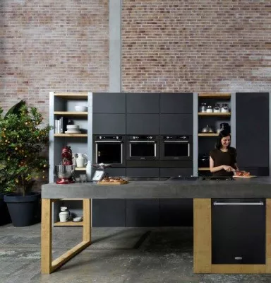 Bild: Das große Schwarze: KitchenAid setzt mit neuer Linie alles auf eine Farbe