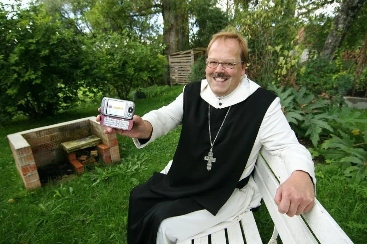 Pater Klaus, Abt der alt-katholischen Zisterzienserabtei St. Severin