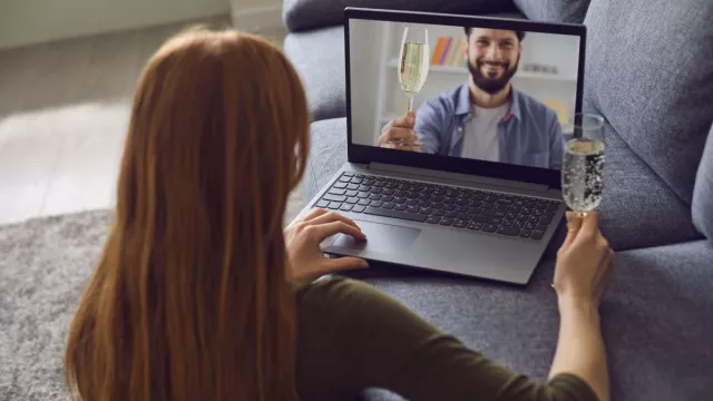 Bild: Bettbeziehung.de Erfahrungen bestätigen: Online-Dating ist kein Phänomen der Neuzeit