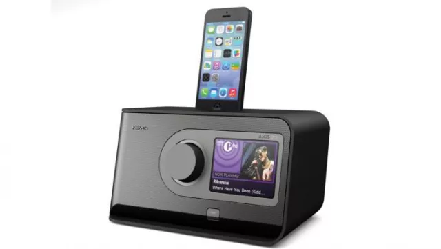 Bild: Digitalradio Revo Axis X3 DAB FM im Red Dot Shop