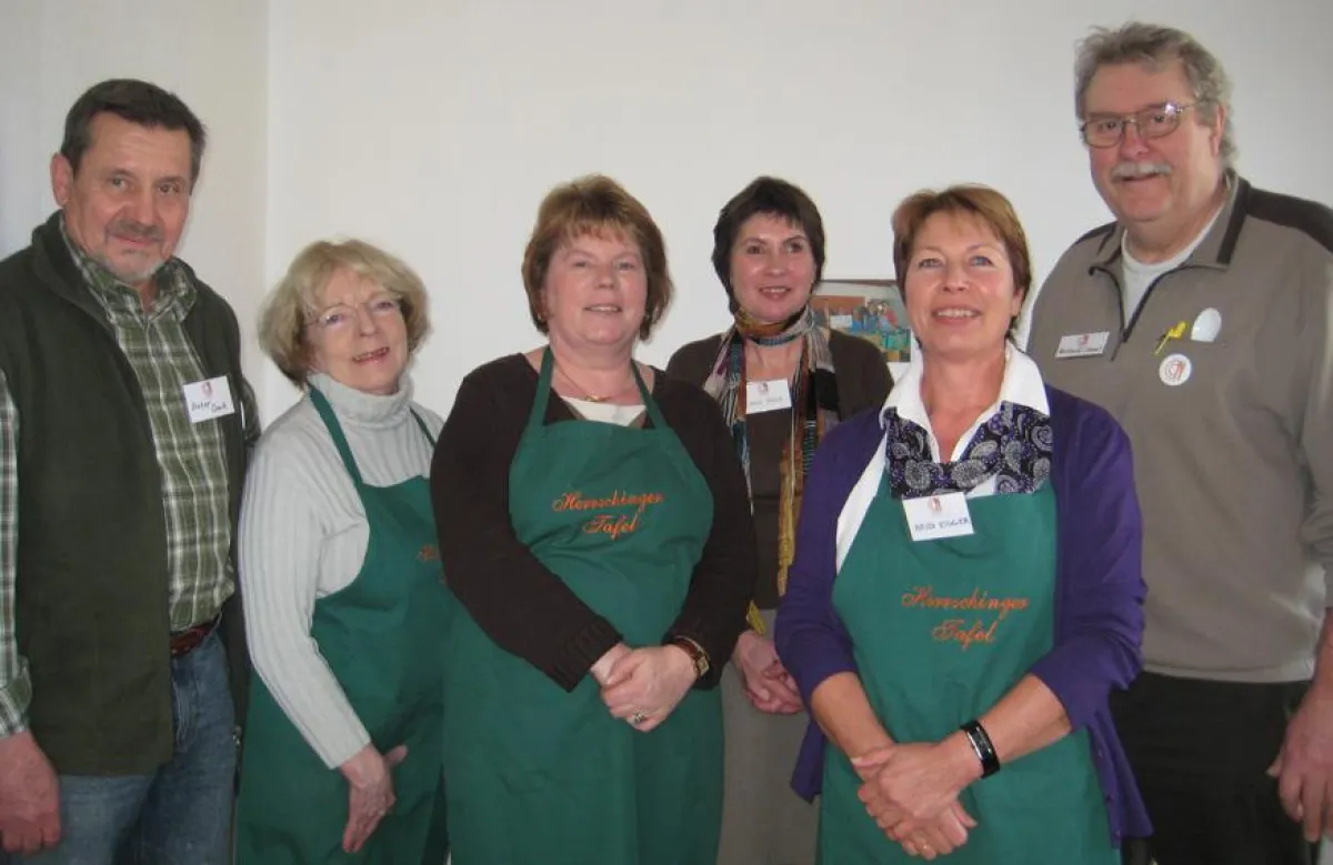 Helferinnen und Helfer der Herrschinger Tafel