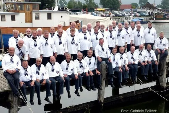 Bild: Hamburger Musiktage: Der Shanty-Chor „De Windjammers“ mit neuem Song im Phoenix-Center