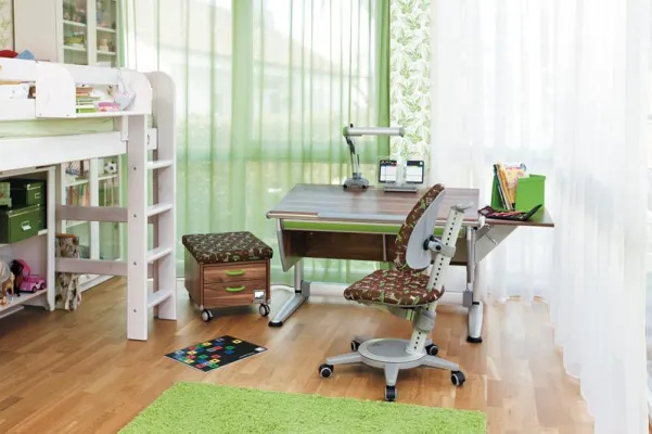 Bild: Ü35 und multitalentiert: DER Schülerschreibtisch von moll - Tipps & Anregungen in den neuen Podcasts