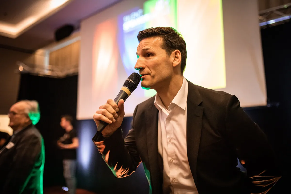 Mit Vertriebscoachings zu Top-Performance: Jörg Vogelgesang bietet Trainings in Hamburg an
