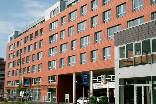 Bild: AENGEVELT vermittelt rd. 2.255 m² Bürofläche in Köln an das Land Nordrhein-Westfalen