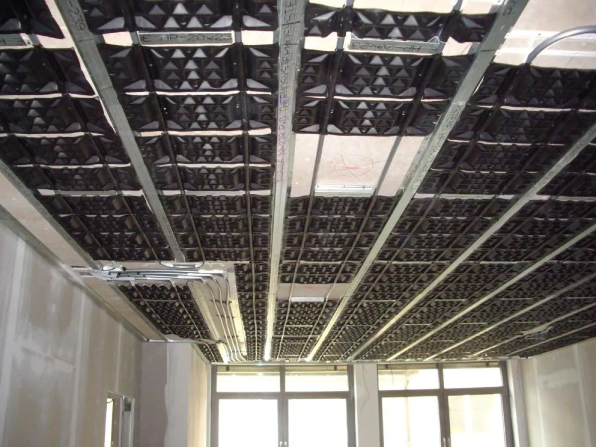 Das PYD-Alu Deckensystem „Top“