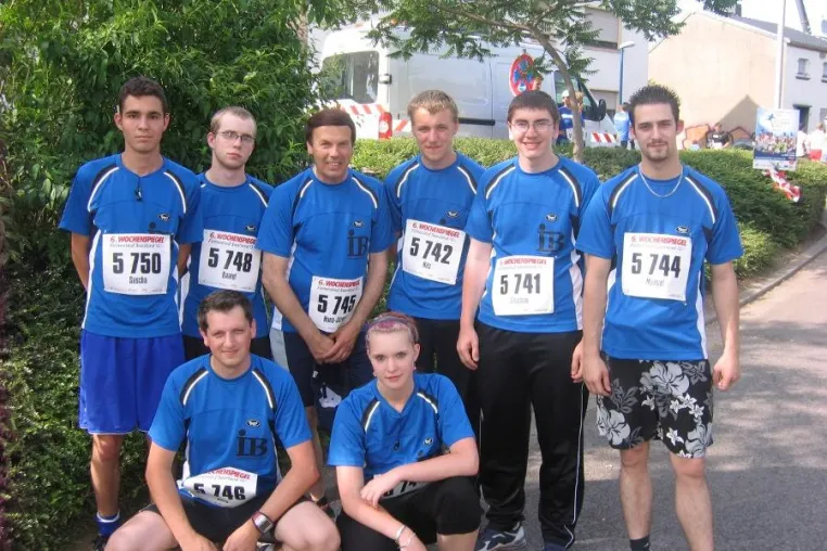 Bild: Auszubildende des Internationalen Bundes (IB) in Pirmasens nehmen am "Firmenlauf Saarland" teil