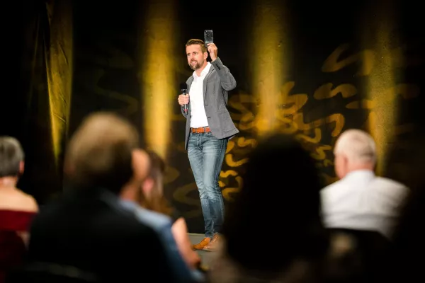 Bild: 1. Internationaler Speaker Slam in Berlin endet mit neuem Weltrekord