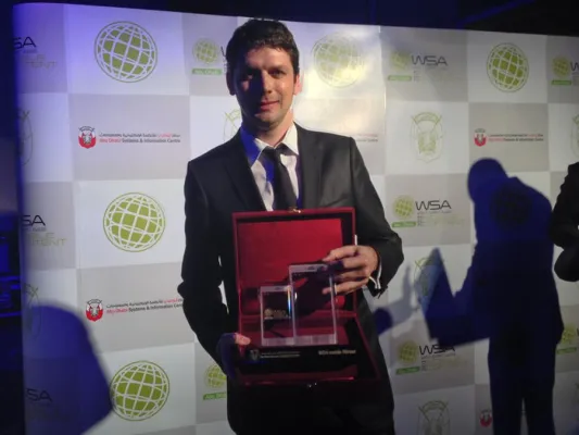 Bild: QTom wird von der UN besten mobilen Musik App gekürt und gehört zu den Top Entertainment Apps der Welt