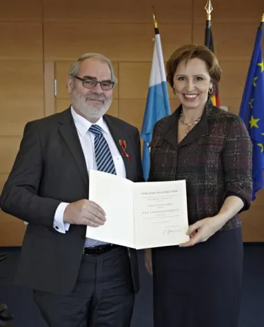 Bundesverdienstorden für Alexander Eberth Bild: Bundesverdienstorden für Alexander Eberth