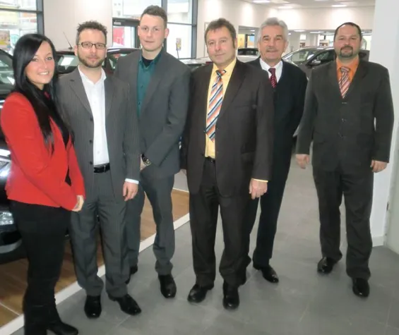 Buntes Programm bei Autohaus Heidenreich Bild: Buntes Programm bei Autohaus Heidenreich