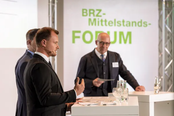 Bild: Branchenkongress für Bauwirtschaft: Neue Chancen durch KI und Nachhaltigkeit auf dem BRZ-Mittelstandsforum