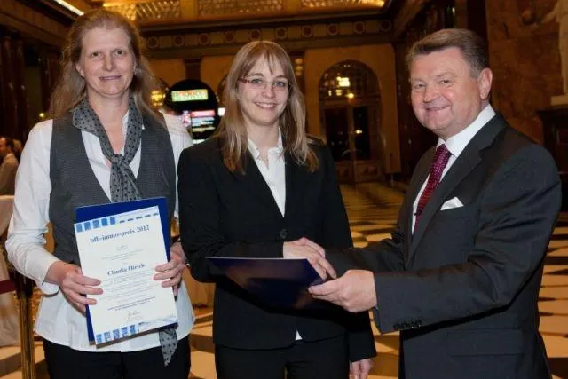 Bild: Bundesverband in der Immobilienwirtschaft verleiht bfb-immo-preis 2012