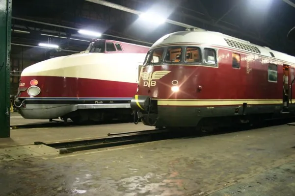 Bild: Weltmeisterzug zum Viaduktfest 2007 nach Altenbeken zur Hälfte ausgebucht - Schnell Plätze sichern