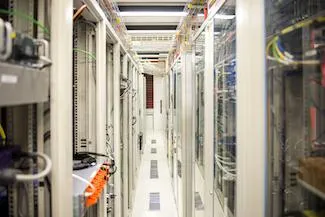 Bild: Rosenberger OSI installiert hochwertige Verkabelungsinfrastruktur für den größten Internetknoten Italiens