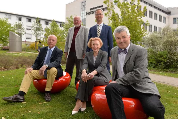 Bild: „Riesen-Blutkörperchen“ im UK Essen gelandet