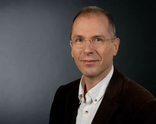 Bild: 1917 – 2017. Das hybride Verhältnis zum Osten Europas im Spannungsfeld von Distanz und Nähe