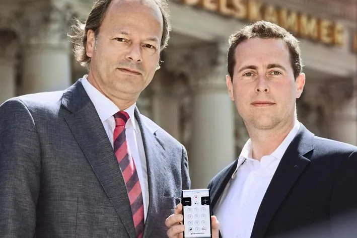 Uwe Friedrichsen nimmt Sie mit auf eine akustische Reise durch die Handelskammer Hamburg Bild: Uwe Friedrichsen nimmt Sie mit auf eine akustische Reise durch die Handelskammer Hamburg