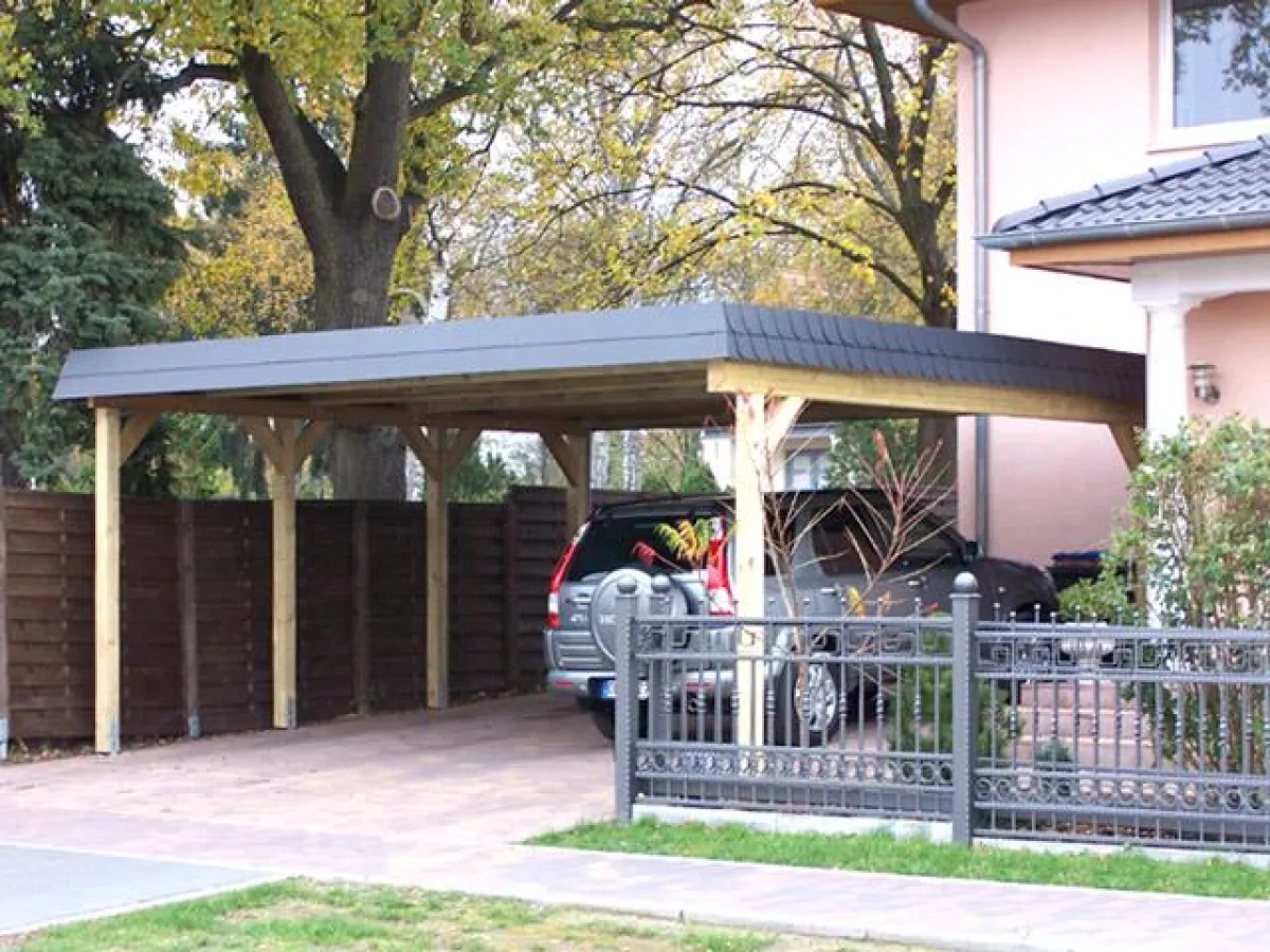 Optimalen Schutz für das Auto bietet ein Carport