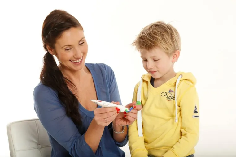 Tag der Zahnfee am 22.08.2017: Eine Zahnzusatzversicherung für Kinder und Jugendliche spart hohe Eigenkosten Bild: Tag der Zahnfee am 22.08.2017: Eine Zahnzusatzversicherung für Kinder und Jugendliche spart hohe Eigenkosten