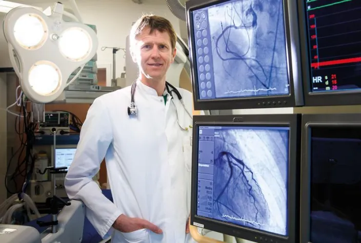 Bild: Herzinfarkt – was ist zu tun und was folgt danach?