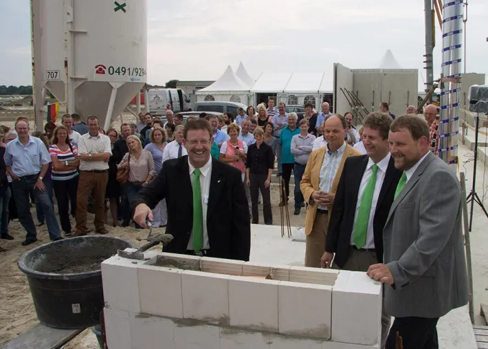 NV-Versicherungen legen Grundstein für neue Firmenzentrale Bild: NV-Versicherungen legen Grundstein für neue Firmenzentrale