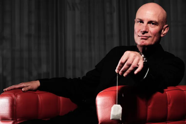 Bild: MIT ALLEN SINNEN: DIE REGENT TEA ACADEMY