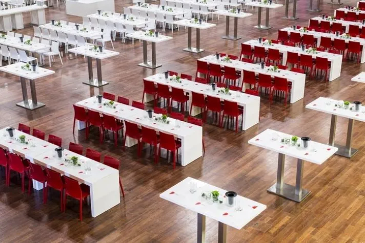 Bild: Doppelt schön: Party Rent inszeniert Kick-Off-Event in Berlin