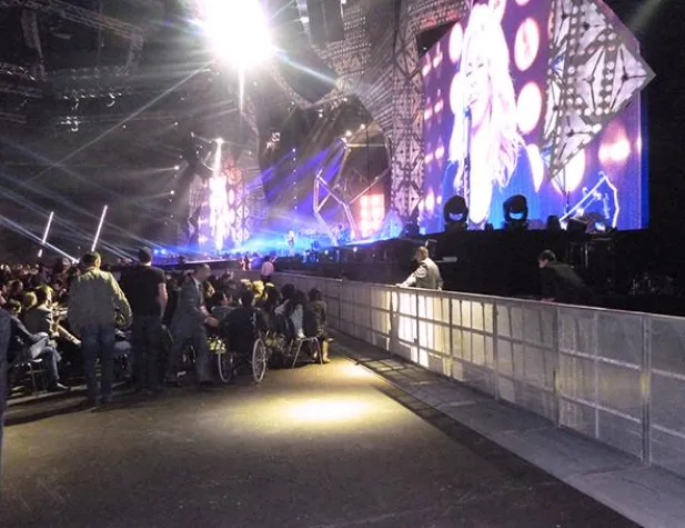 Bild: eps als Gesamtdienstleister erstmals in Baku