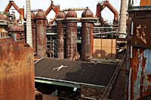 Bild: Ein weiteres Zeichen gegen Missbrauch von Kindern im Weltkulturerbe Völklinger Hütte gesetzt