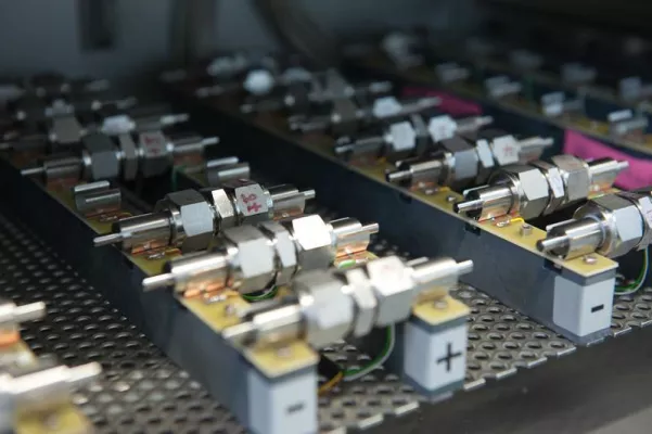 Bild: Etappensieg bei der Exzellenzstrategie: Batterieforschung und Quantentechnologie erfolgreich