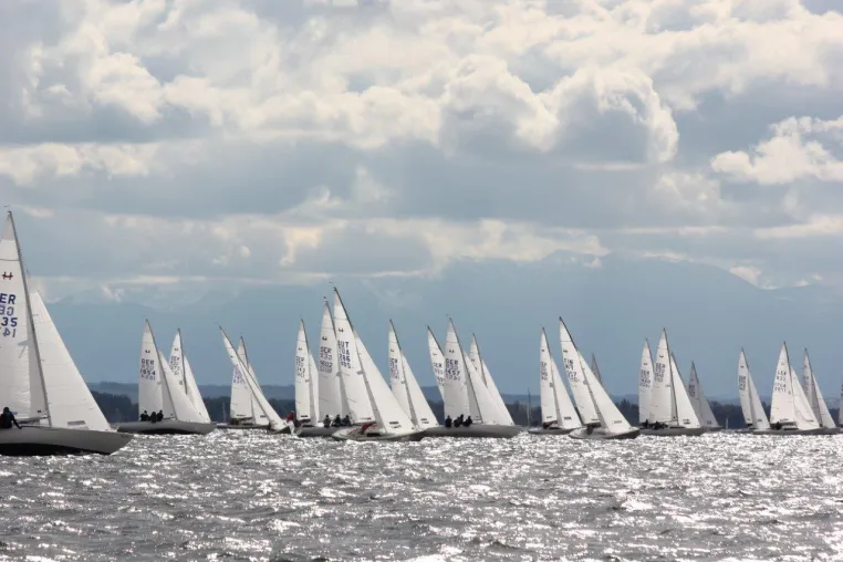 VALLOX unterstützt als Hauptsponsor Internationale Deutsche Meisterschaft der H-Boote auf dem Ammersee Bild: VALLOX unterstützt als Hauptsponsor Internationale Deutsche Meisterschaft der H-Boote auf dem Ammersee